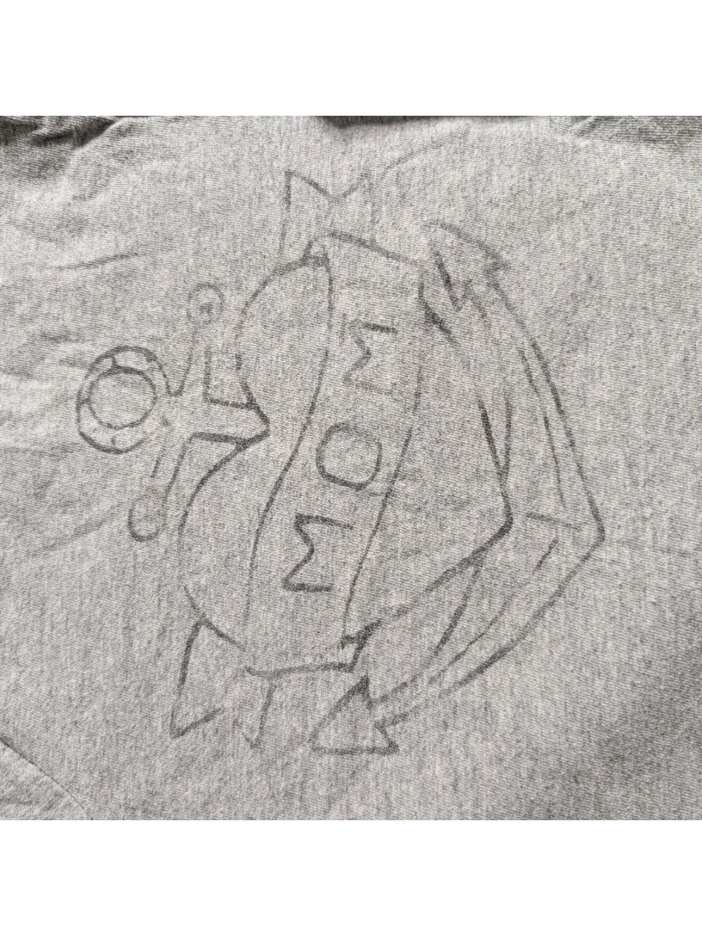 Old Navy Gray Short Sleeve 'Mom' Anchor Graphic Tshirt Size 2T